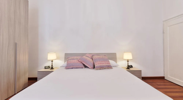 Tolentini Canal View Apartment, Забронировать Апартаменты/квартира Апартаменты Венеции, рядом с Accademia Bridge, Апартаменты/квартира