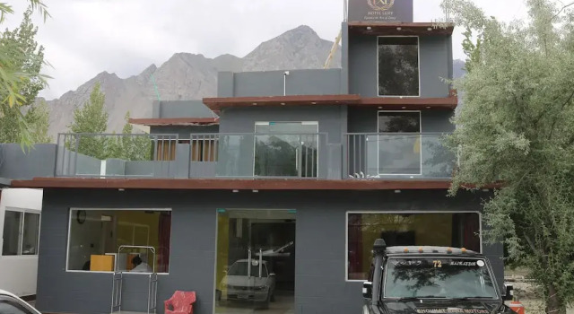 Hotel Luxy Skardu, Забронировать Отель Отели Скарду с парковкой, Парковка