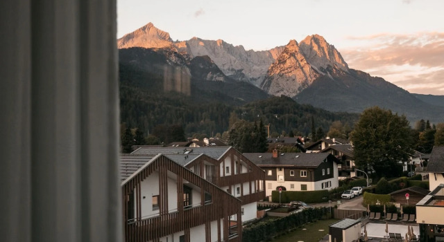 Двухместный номер Standard с видом на горы aja Garmisch-Partenkirchen