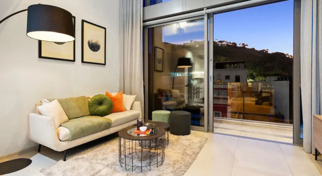 Апартаменты Apartment 307 at 117 on Strand