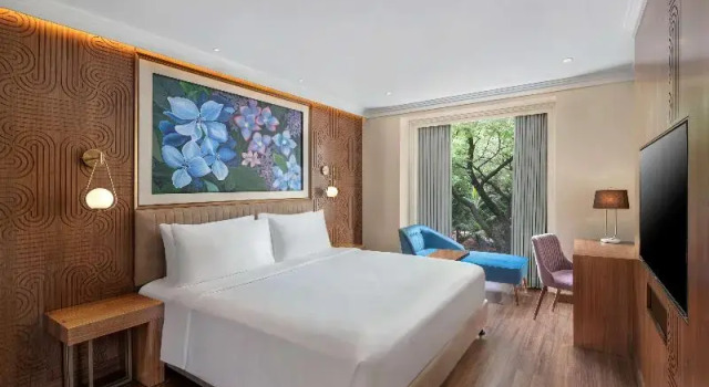 Номер Premium с балконом Radisson Blu Hotel Chennai City Centre