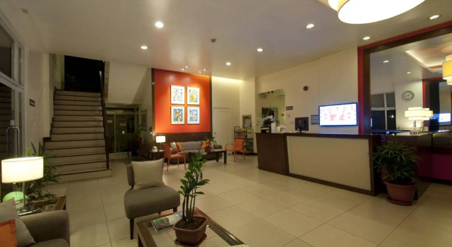 Hotel 878, Забронировать Отель Кесон-Сити 