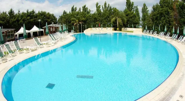 Villaggio Club Cala Verde, Varaa Hotelli Roccelletta Calabria