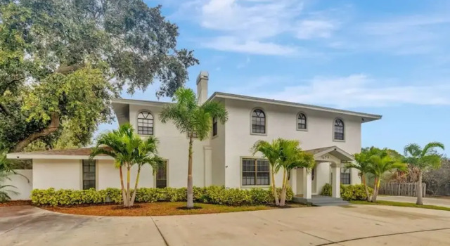 8 Bdrm Mansion 10 Mn To Honeymoon Island Beach
