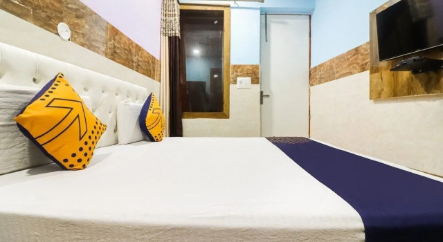 Yash Hotel by OYO Rooms
