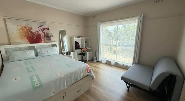 Charming 3 Bedroom Home Longer Stay Discount, Book Vacation Home Melbourne 