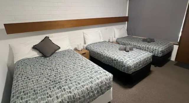 Семейный коттедж Orana Motor Inn