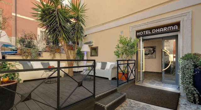 Dharma Boutique Hotel & SPA, Забронировать Курортный отель Отели Рима с завтраком, рядом с Больница Сан-Джованни, Завтраки