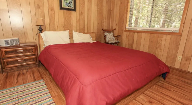 Grannys Love Shack by Big Bear Cool Cabins
