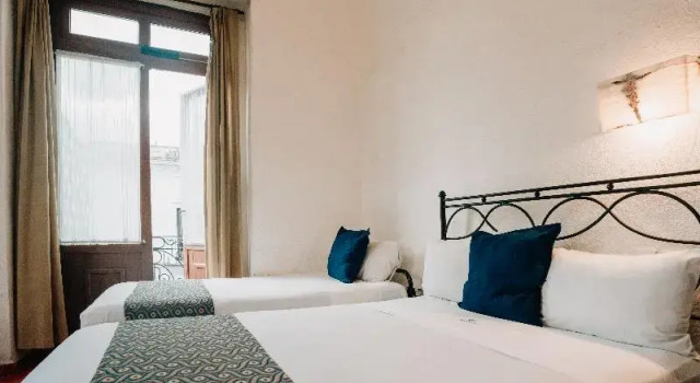 Трёхместный номер Standard с балконом Best Western San Pedro Puebla