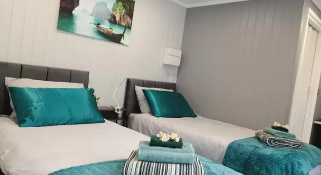 2-bedroom Guesthouse in Derby City, Parking, Wi-fi, Book Feriehus Villaer i Derby, Villa