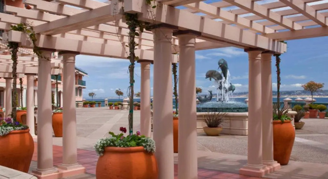 Номер Standard с частичным видом на море Monterey Plaza Hotel & Spa