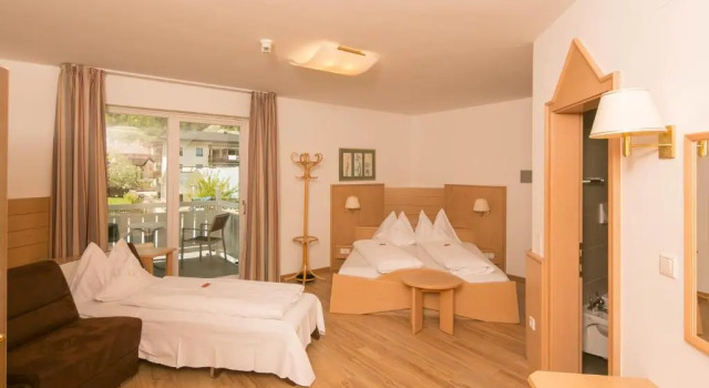 Номер Superior Hotel Goldenes Rössl