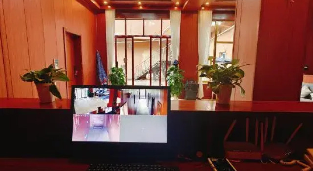 Yu·Zeren Homestay, Varaa Hotelli Litang Sichuan