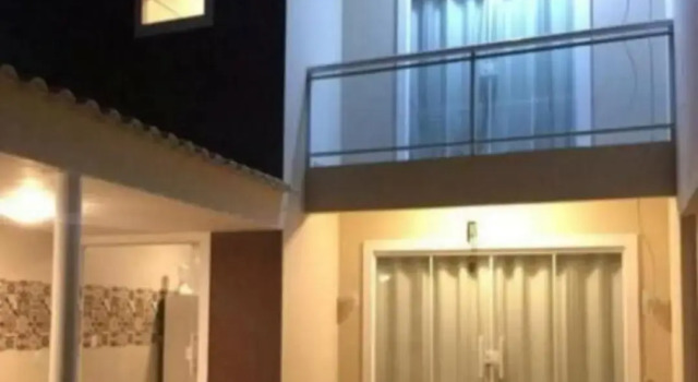 Serra Mar Suítes,Lofts, e casas à 300 metros das praias, Забронировать Отель Отели Арраял-ду-Кабу с парковкой, рядом с Floating Restaurant, Парковка