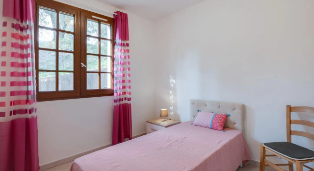 Tranquil Apartment in Drap with Garden, Book Lejlighed Lejligheder i Drap, Lejlighed