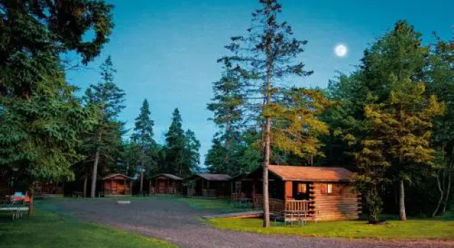 Narrows Too Camping Resort Cabin 6