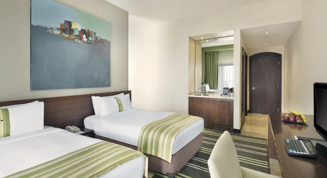 Одноместный семейный номер Standard Holiday Inn Resort Dead Sea by IHG