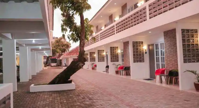 Blue Orchid Family Cottage