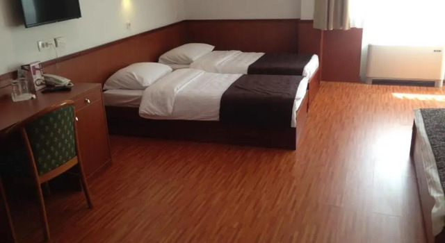 Номер Comfort Hotel Saraj