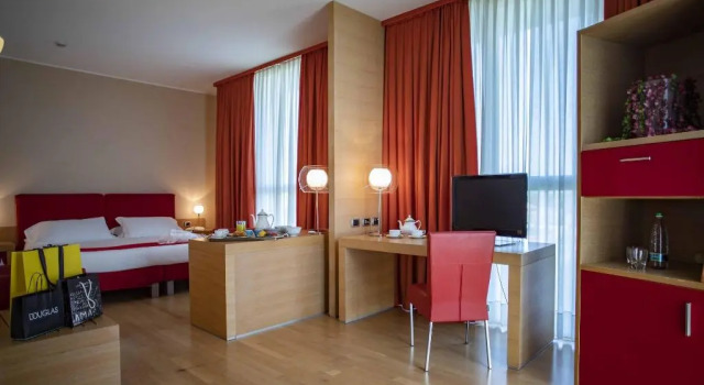 Hotel Remilia Ex Ramada Emilia, Buchen Sie Hotel Bibbiano Emilia-Romagna