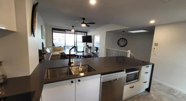 Апартаменты с 3 комнатами Swell Resort Burleigh Heads