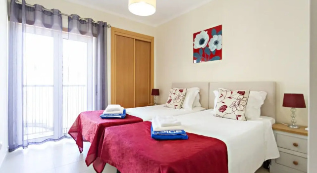 CB Miranda - Cabanas Beach, Rezerwuj Apartament Hotele w Algarve z parkingiem, Parking