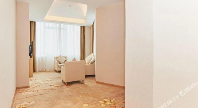 Vienna International Hotel  Longyan Busines, Book Hotel Longyan Fujian