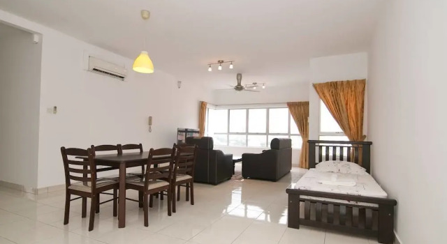 Comfy 3BR Home With Klcc View, Забронировать Апарт-отель Апарт-отели Куала-Лумпура, рядом с Всемирный торговый центр Putra, Апарт-отель