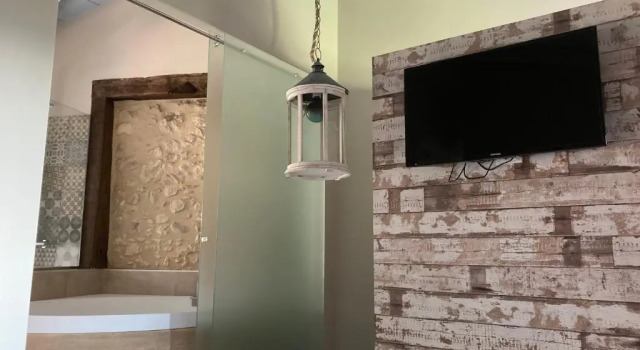 Коттедж с 2 комнатами RedHouse Pesina