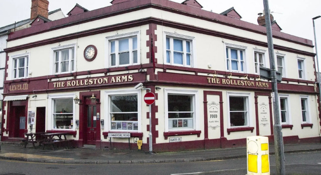 The Rolleston Arms, Забронировать Отель Отели Суиндон с парковкой, рядом с Wilts &amp; Berks Canal, Парковка