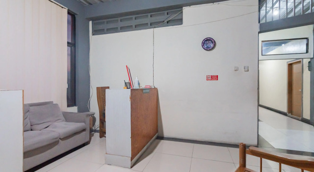 RedDoorz Syariah at Cigadung Raya Street, Rezervovat Hotel Bandung Wetan 