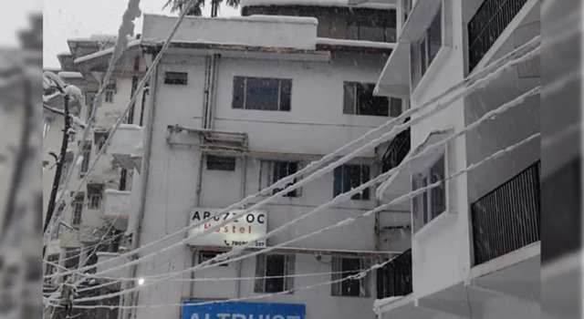 Abuzz Oxfordcaps Shimla - Hostel