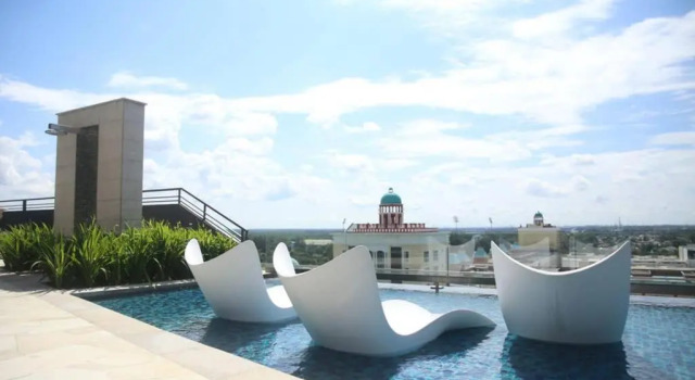 Enjoy Modern, Spacious, Peaceful stay with Lake view - Gravit8, Забронировать Отель Пелабухан Кланг Селангор