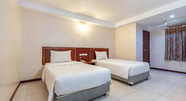 Номер Standard с балконом Eastiny Place Hotel