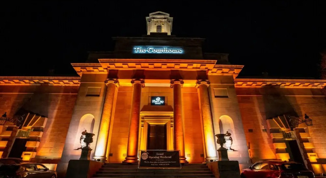The Courthouse, Book Hotel Hoteller i North Wales med parkering, Parkering