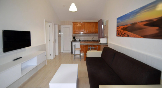 Bungalows Los Arcos, Забронировать Отель Отели Плайя дель Инглес с парковкой, рядом с Экуменический храм Эль-Сальвадор, Парковка