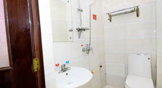 Guilin yiran Hotel (Weizhou Park Branch)
