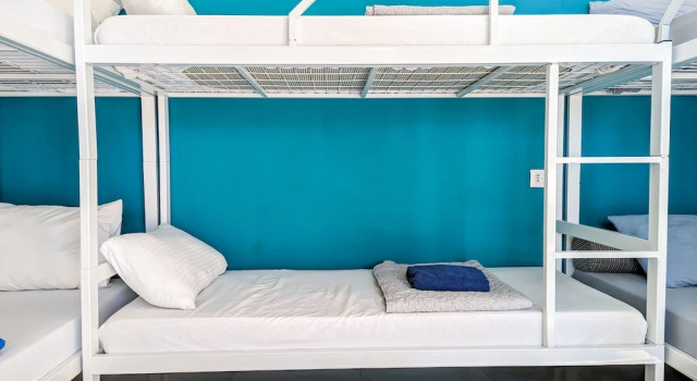 Кровать в общем номере (мужской номер) Marina Ben Gurion Hostel