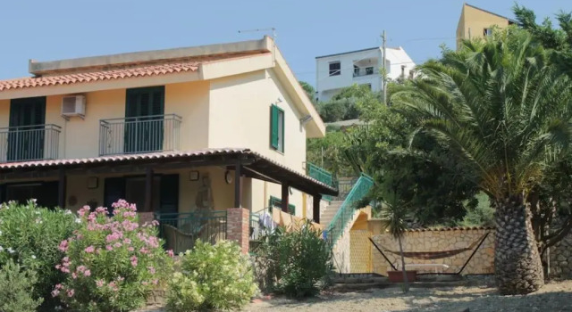 Villa il Carrubo, Book Villa Licata 