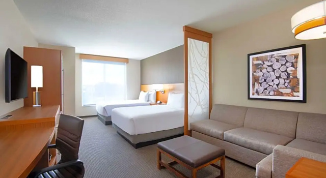 Четырёхместный номер Hyatt Place Westminster Denver