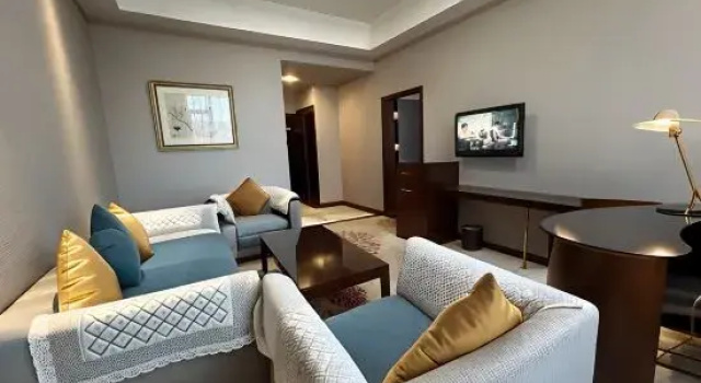 Трёхместный люкс Executive с красивым видом из окна Quan Mei Image Hotel