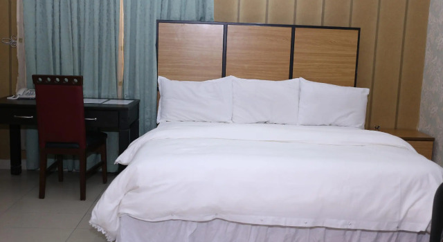 Апартаменты Aliz Ambruz Hotel