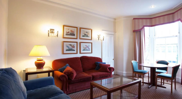 Skene House HotelSuites - Whitehall, Забронировать Отель Отели Абердина с парковкой, рядом с St Mary's Cathedral, Парковка