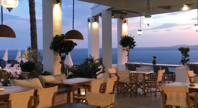 Студия Deluxe Pefkos Blue Hotel