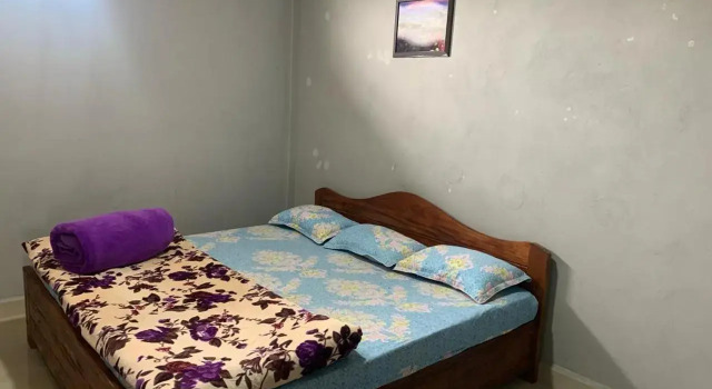 Hiraba Homestay, Rezerwuj Hotel Hotele w Meghalaya z parkingiem, Parking