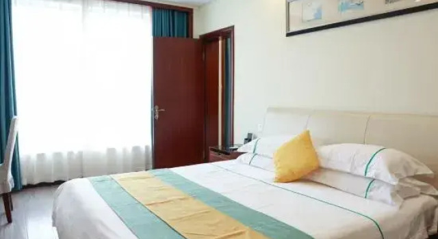 Люкс Business Haiyan International Hotel