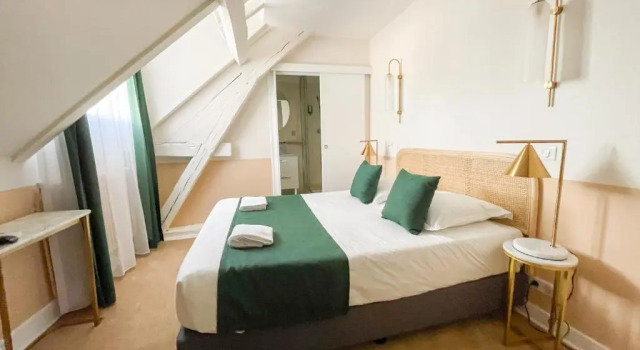 Номер Economy Grand Hôtel Saint-Aignan