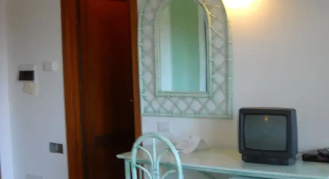 Четырёхместный клубный номер Standard с балконом Hotel Domu Incantada