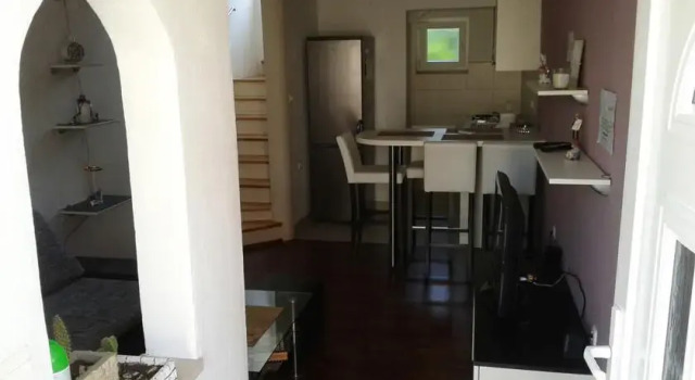 Apartment M